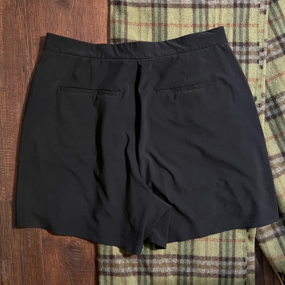 Athleta Pleated Sporty Skort - Picture 3 of 4